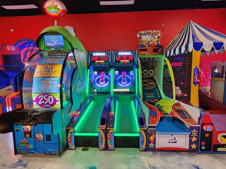 More Photos Of 5485 New Jesup Hwy, Brunswick Storefront For Sale