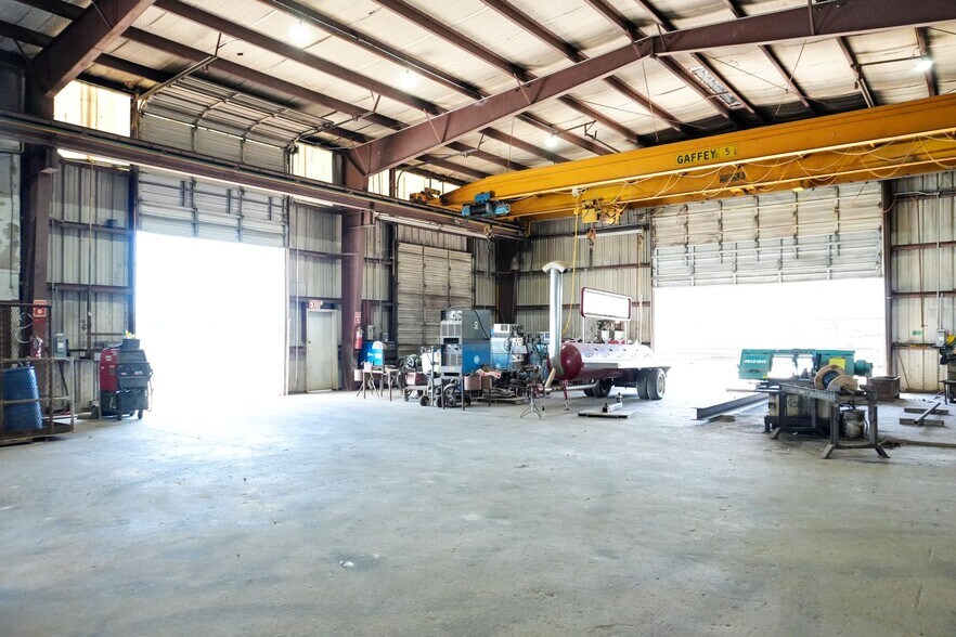 More Photos Of 9002 Leopard St, Corpus Christi Industrial For Sale