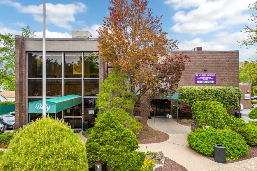 More Photos Of 60 Pompton Ave, Verona Medical For Sale