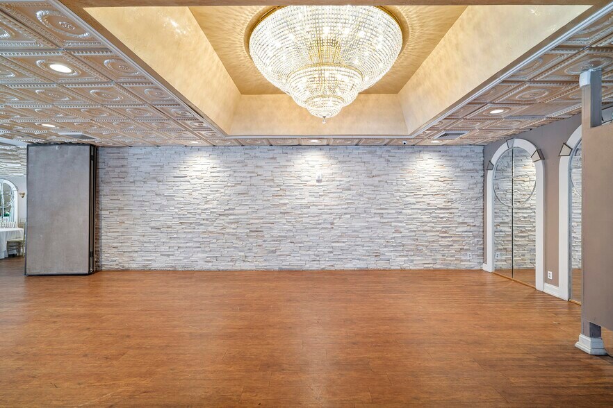 More Photos Of 1680 SE 3rd Ct, Deerfield Beach Loft Creative Space For Lease