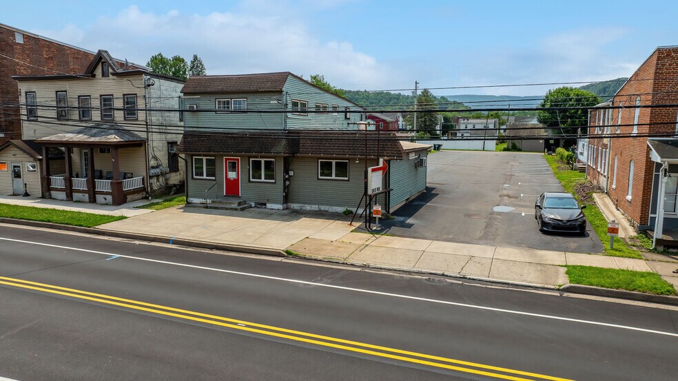 More Photos Of 430 W 3rd St, Nescopeck Restaurant For Sale