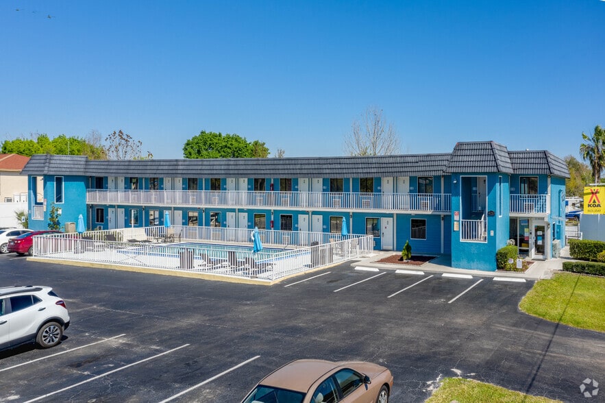 Primary Photo Of 4733 W Irlo Bronson Memorial Hwy, Kissimmee Hotel For Sale