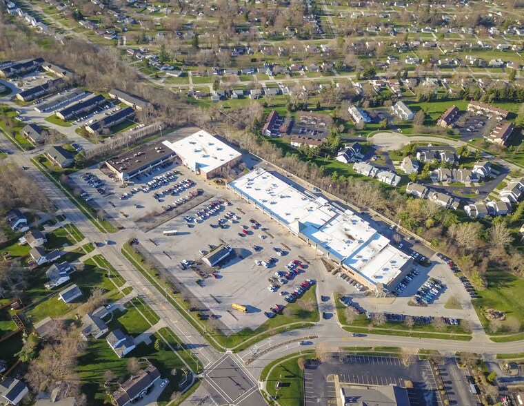 More Photos Of 10735 Ravenna Rd, Twinsburg General Retail For Sale