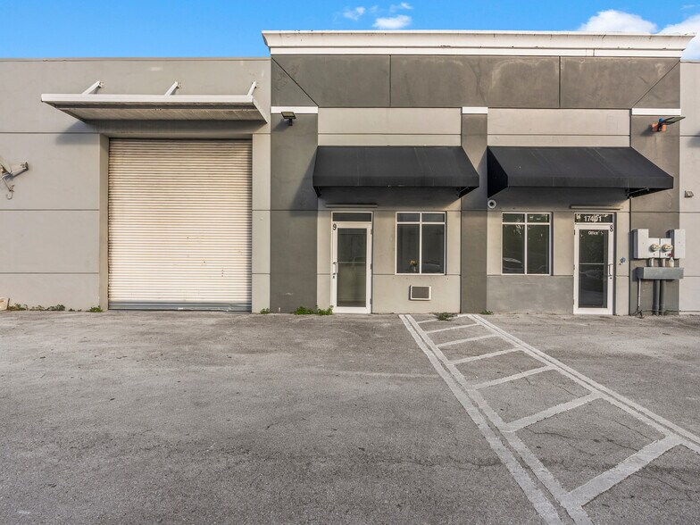 More Photos Of 17535 NW 2nd Ave, Miami Manufacturing For Sale