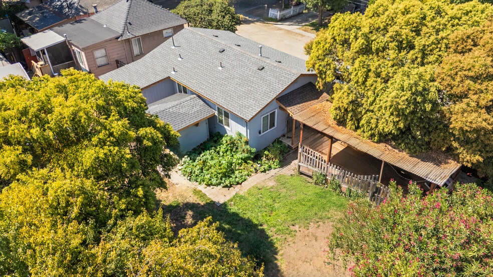 More Photos Of 16005 Mateo St, San Leandro Apartments For Sale