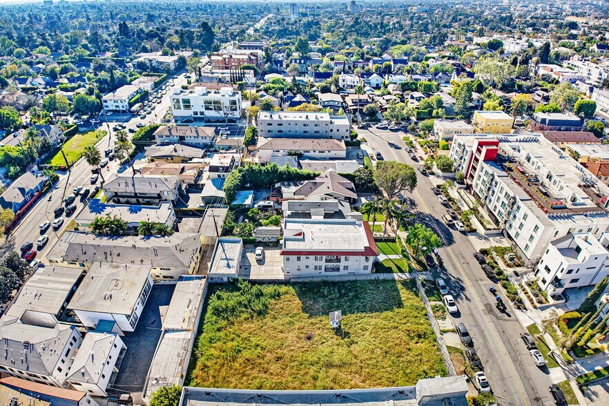 More Photos Of 4820 Oakwood Ave, Los Angeles Land For Sale