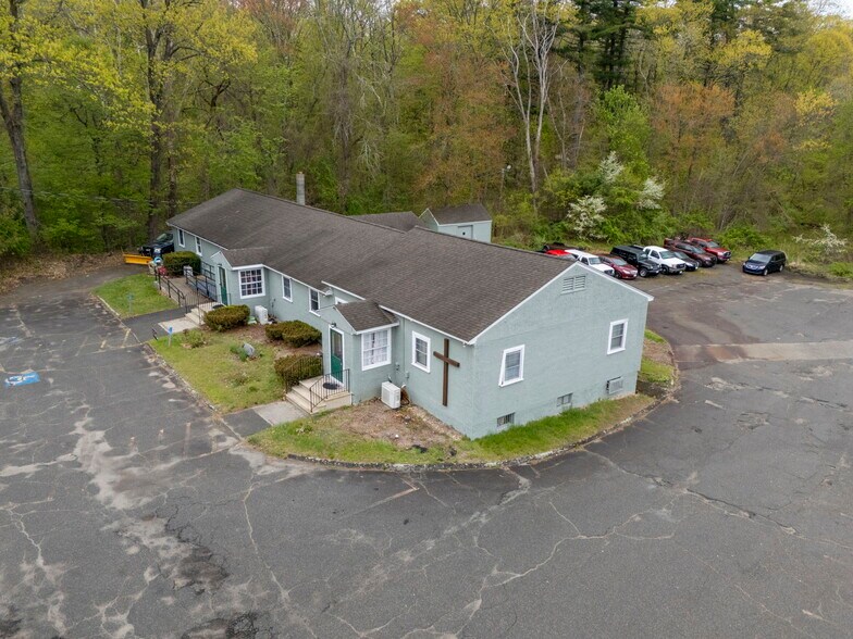 More Photos Of 415 Andover St, Georgetown Office For Lease
