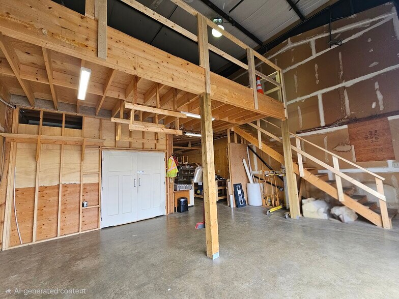 More Photos Of 425 Stanford Av E, Parksville Light Distribution For Sale
