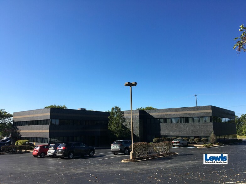 More Photos Of 5121 Mahoning Ave, Youngstown Medical For Lease