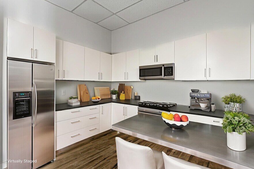 More Photos Of 201 Vinton Rd, Anthony Freestanding For Lease