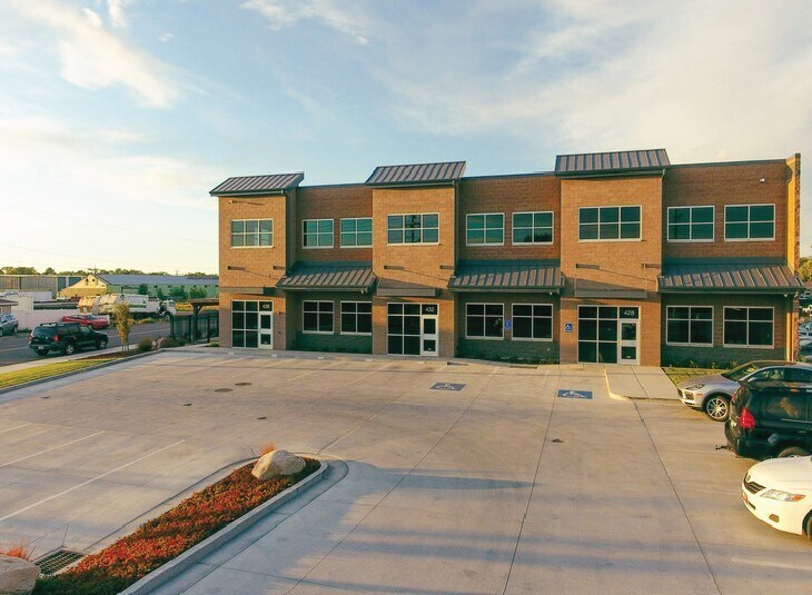 More Photos Of 428-436 W 4800 S, Murray Office For Lease