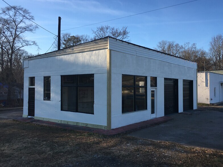 More Photos Of 538 W Atlanta St SE, Marietta Auto Repair For Lease