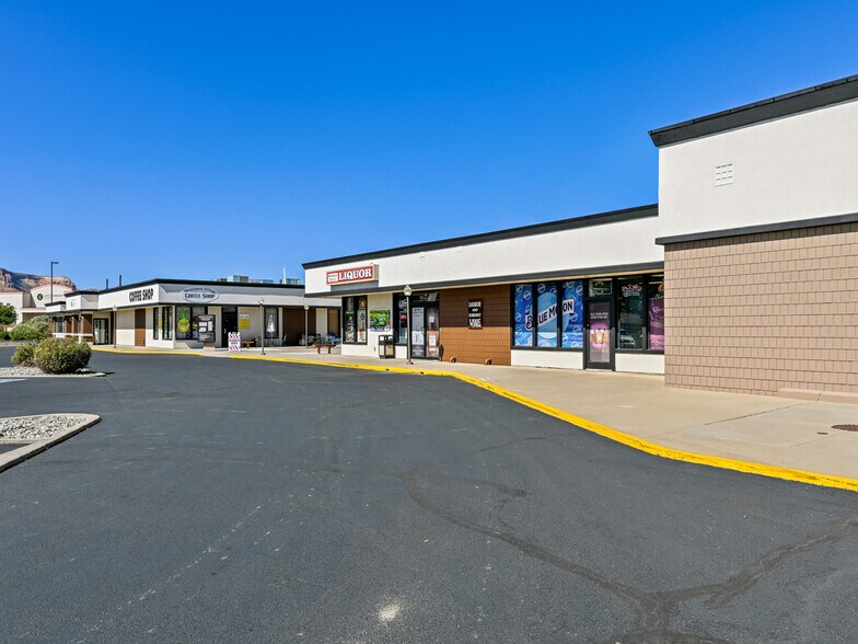 More Photos Of 2148 Broadway, Grand Junction Unknown For Lease