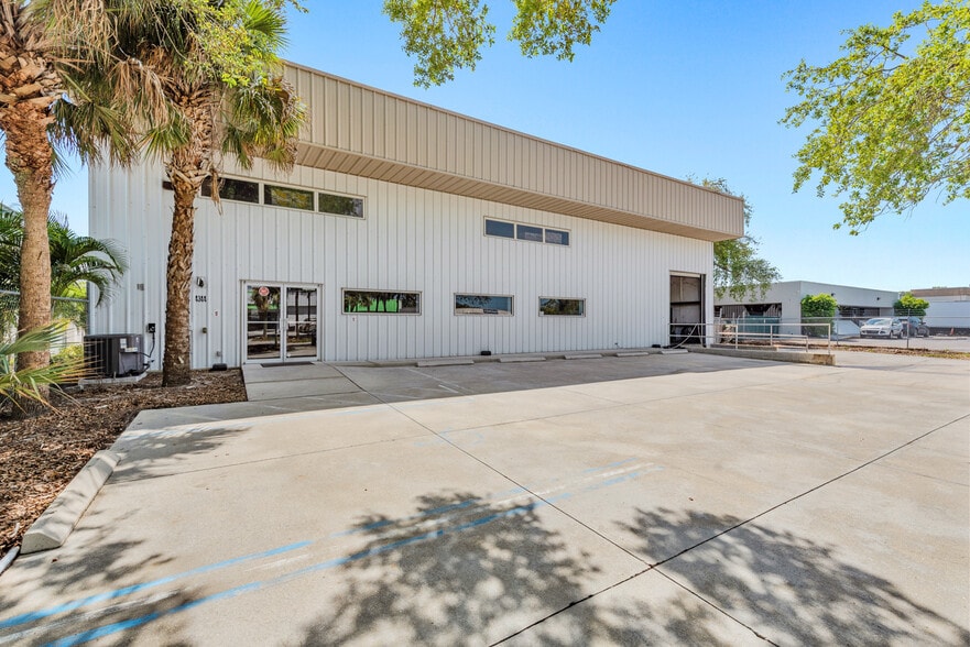 Primary Photo Of 4344 Arnold Ave, Naples Warehouse For Sale