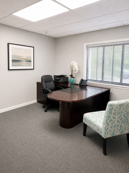 More Photos Of 5-15 Sicomac Rd, North Haledon Storefront Retail Office For Lease