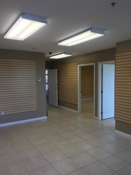 More Photos Of 10388 State Road 84, Davie Warehouse For Lease