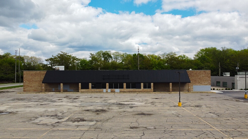 More Photos Of 3415 English Ave, Indianapolis General Retail For Sale