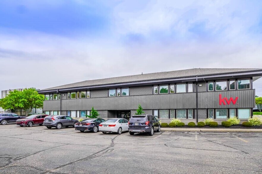 Primary Photo Of 4974 Higbee Ave NW, Canton Office For Lease