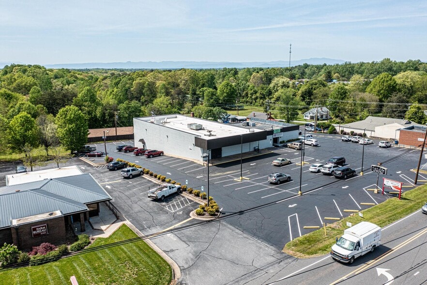 More Photos Of 721 Malcolm Blvd, Rutherford College Medical For Lease