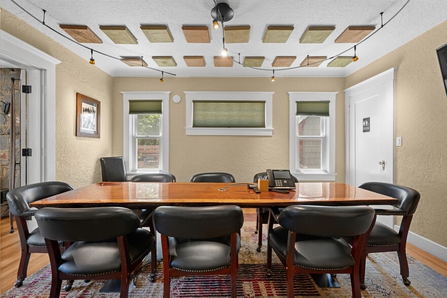 More Photos Of 10280 Donner Pass Rd, Truckee Office Residential For Sale