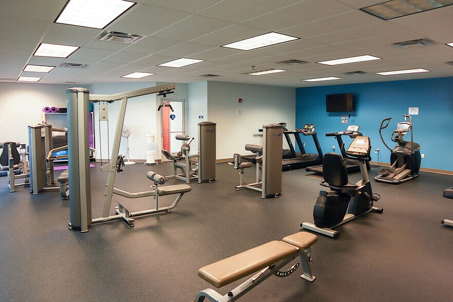 More Photos Of 4147 Eastern Ave SE, Wyoming Office For Sale