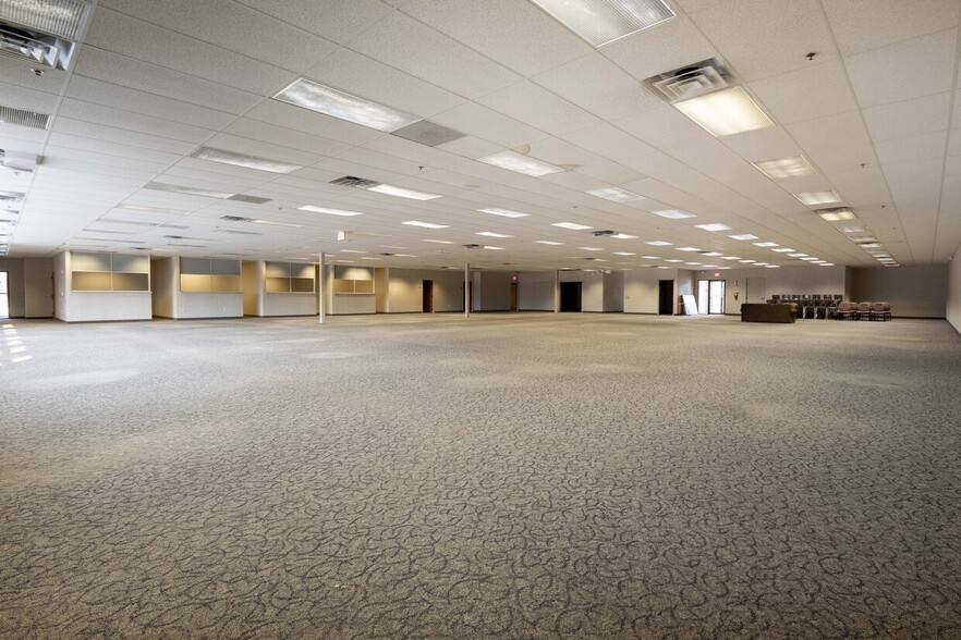 More Photos Of 22550 Hall Rd, Clinton Township Office For Sale