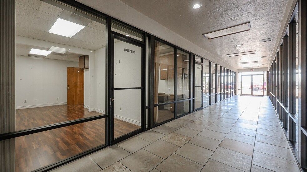 More Photos Of 9460 W Peoria Ave, Peoria Office For Sale