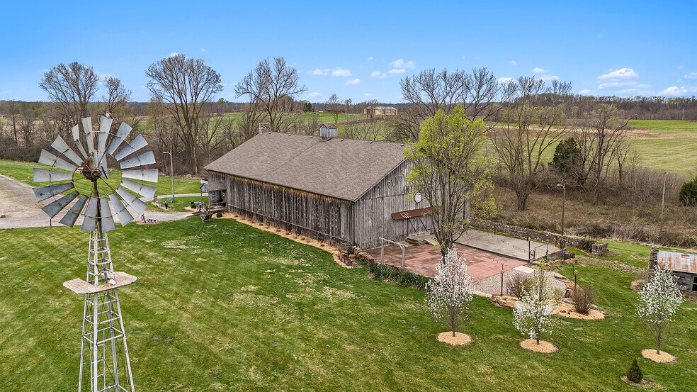 Primary Photo Of 11347 SE State Route DD, Gower Lodge Meeting Hall For Sale