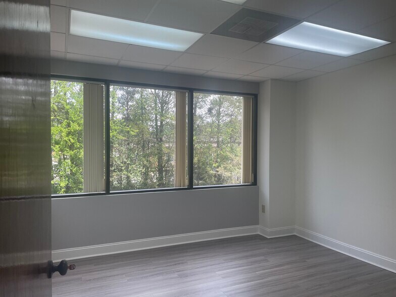 More Photos Of 101 Conner Dr, Chapel Hill Medical For Lease