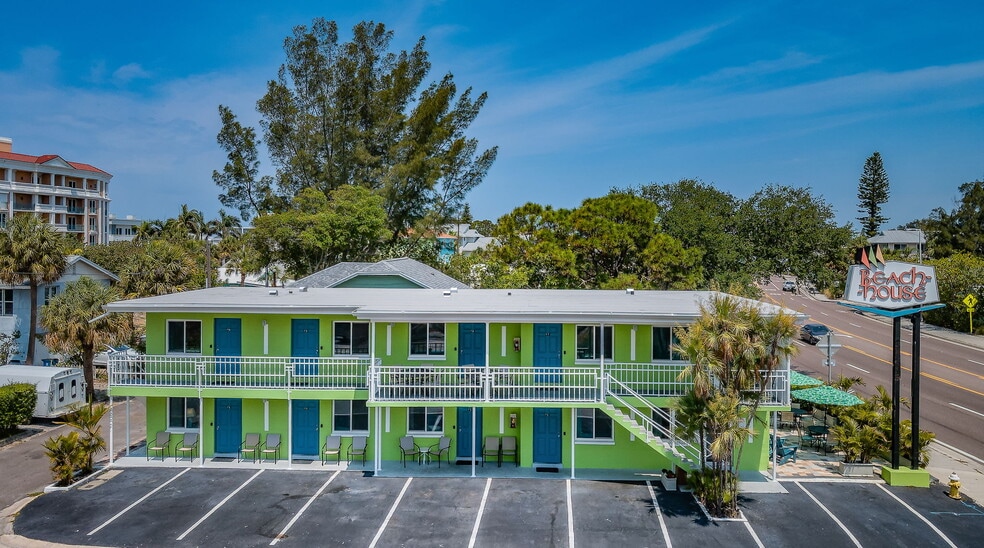 More Photos Of 12100 Gulf Blvd, Treasure Island Hotel For Sale
