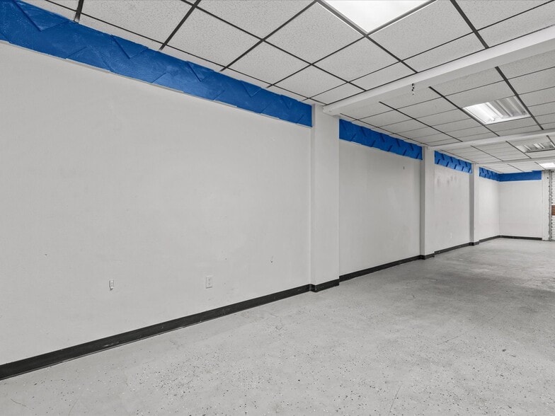 More Photos Of 61 W Central Ave, Lake Wales Flex For Sale