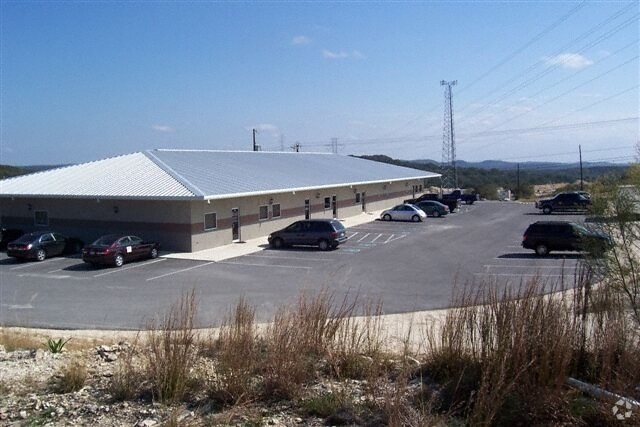 More Photos Of 32685 Highway 281 N, Bulverde Office For Sale