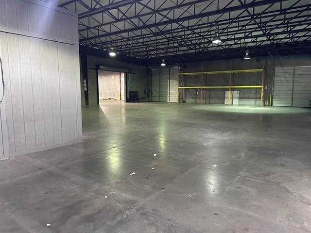 More Photos Of 801 Union Pacific Blvd, Laredo Warehouse For Lease