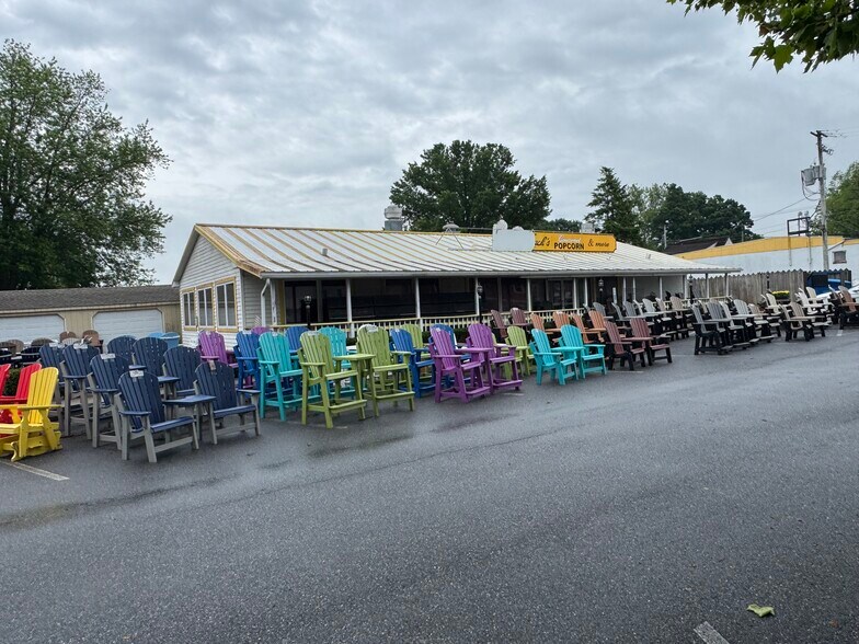 More Photos Of 2857-2867 Lincoln Hwy, Ronks Storefront Retail Residential For Sale
