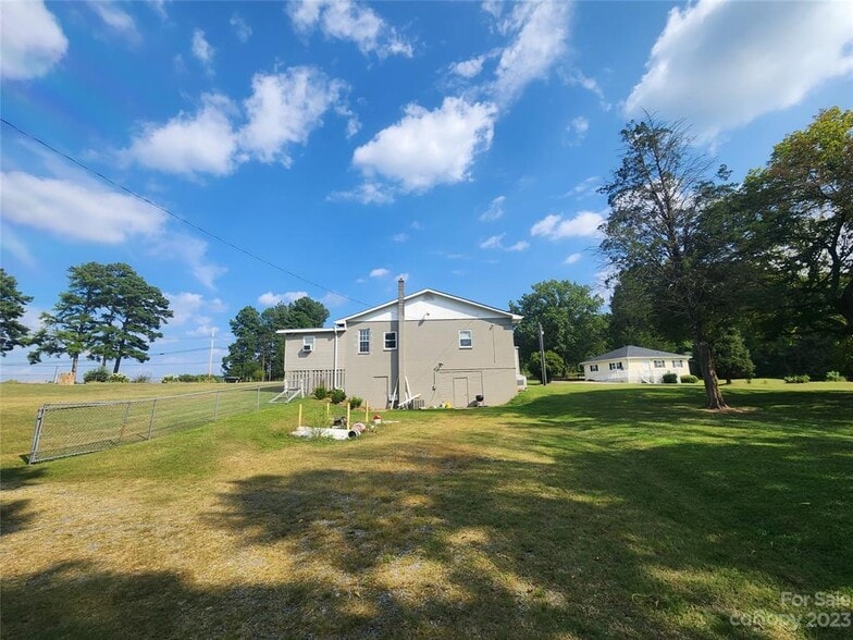 More Photos Of 4515 Beaty Rd, Gastonia Loft Creative Space For Sale