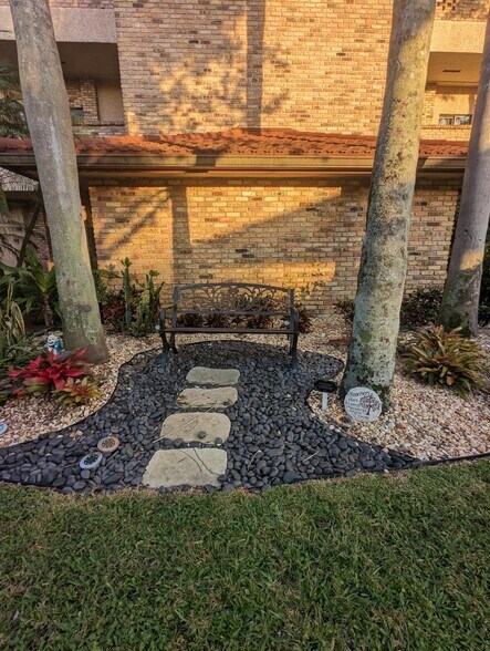 More Photos Of 300 NW 70th Ave, Plantation Medical For Sale