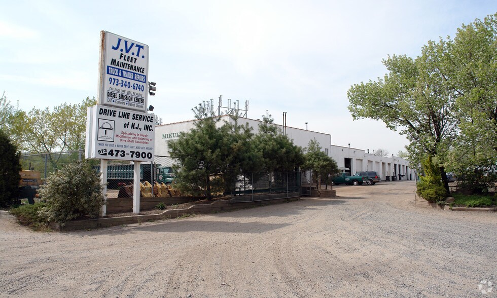 More Photos Of 630 Route 46 West, Clifton Warehouse For Lease