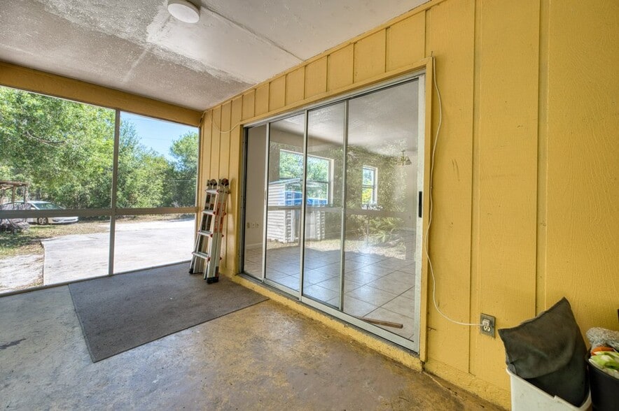 More Photos Of 25038 Harborview Rd, Port Charlotte Apartments For Sale