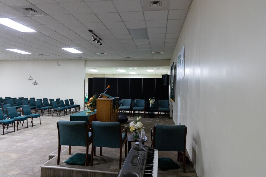 More Photos Of 4409 Hovis Rd, Charlotte Specialty For Sale