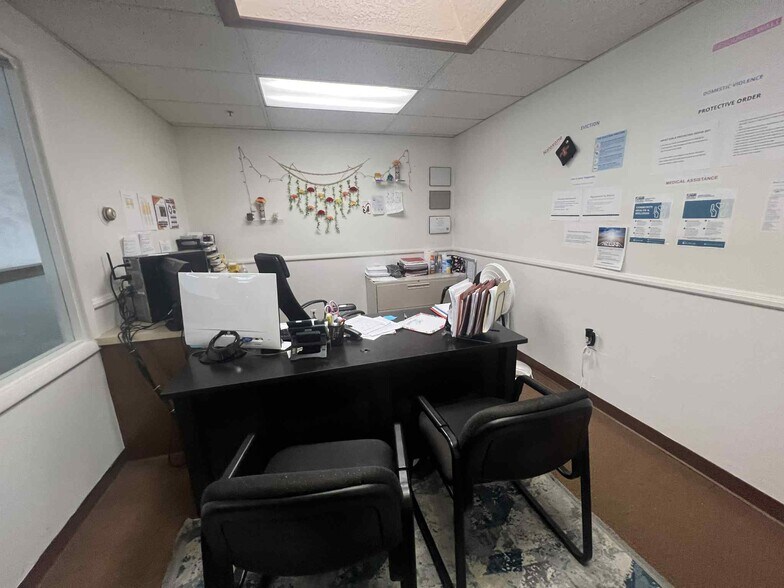 More Photos Of 256 24th St, Ogden Freestanding For Lease