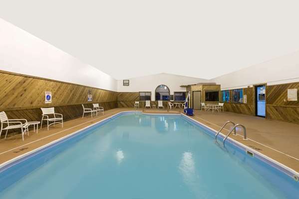 More Photos Of 70 S Whitewoman St, Coshocton Hotel For Sale