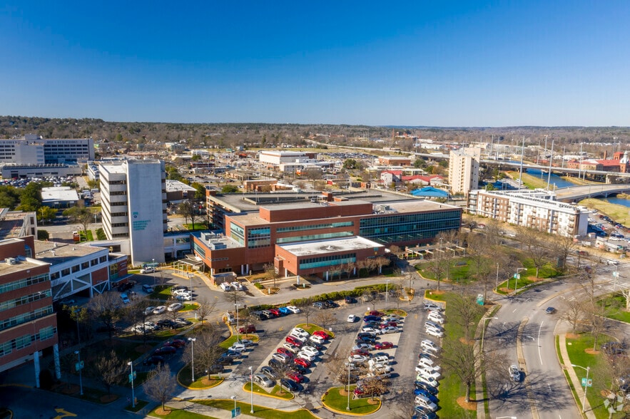 More Photos Of 818 St Sebastian Way, Augusta Medical For Lease