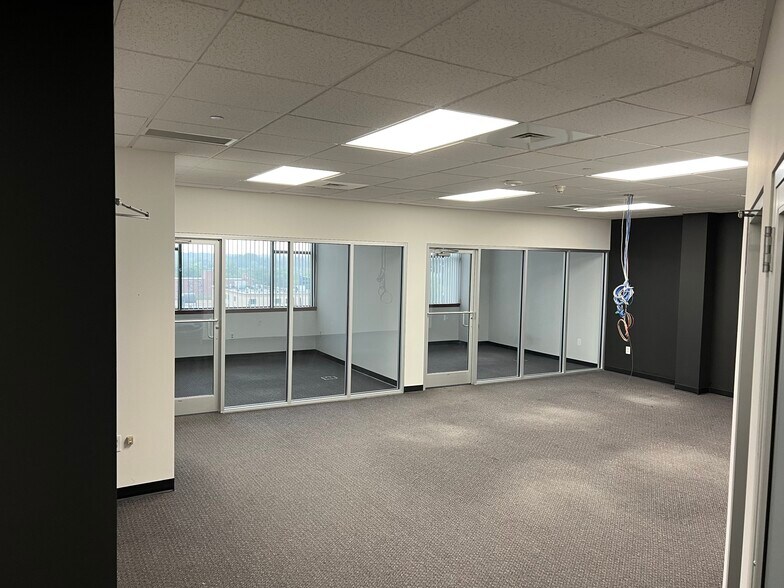 More Photos Of 1 E Broad St, Bethlehem Medical For Sale