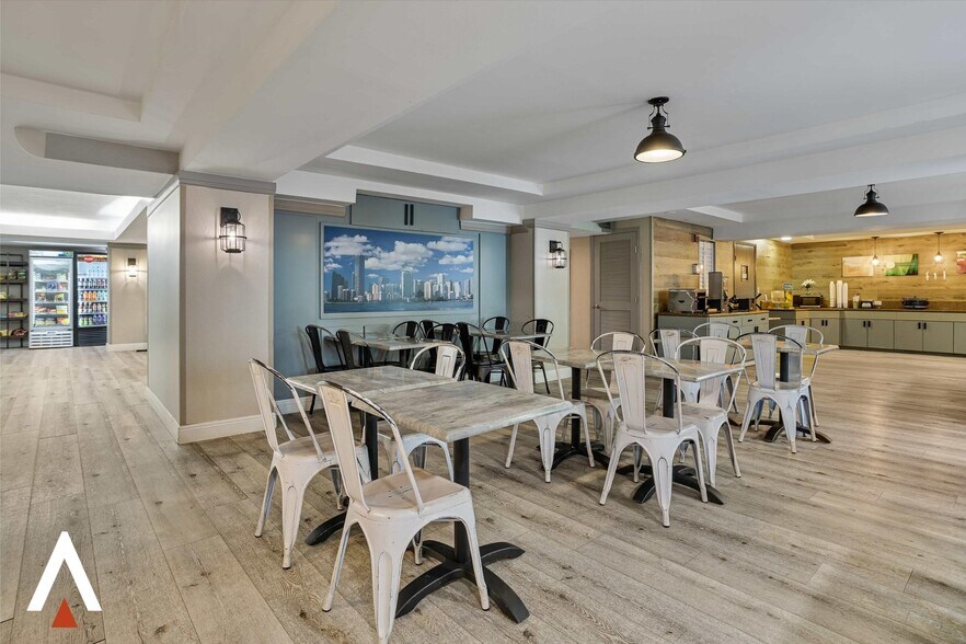 More Photos Of 3959 NW 79th Ave, Doral Hotel For Sale