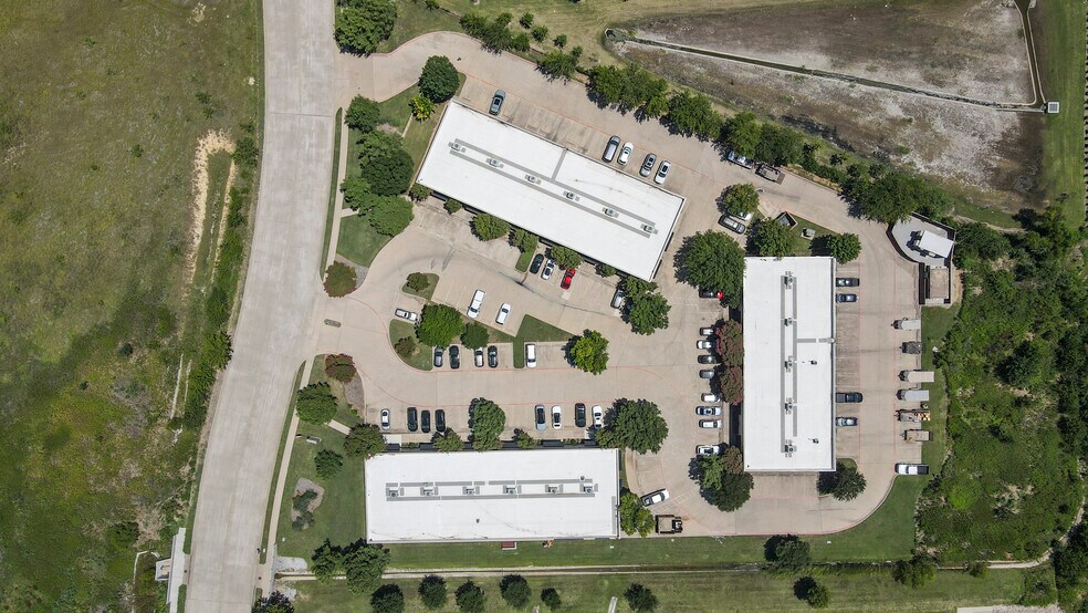 More Photos Of 99 Regency Pky, Mansfield Office For Lease