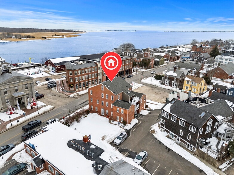 More Photos Of 30-32 Water St #3, Newburyport Office For Sale