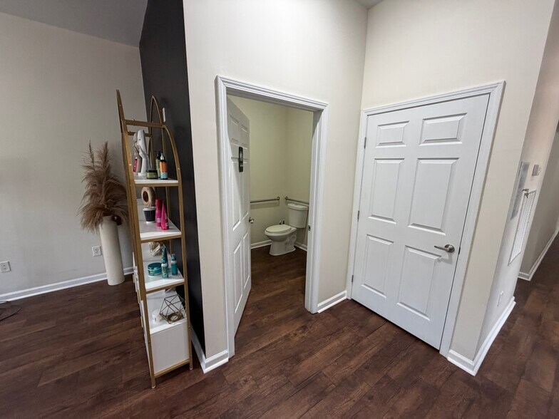 More Photos Of 3636 Highlands Pky SE, Smyrna Office For Lease