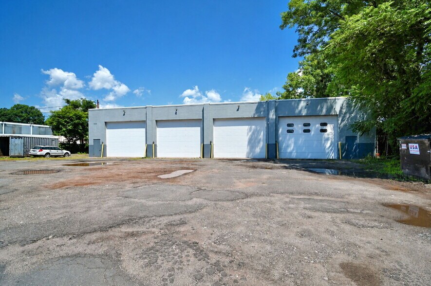 More Photos Of 1510 John Fitch Blvd, South Windsor Refrigeration Cold Storage For Lease