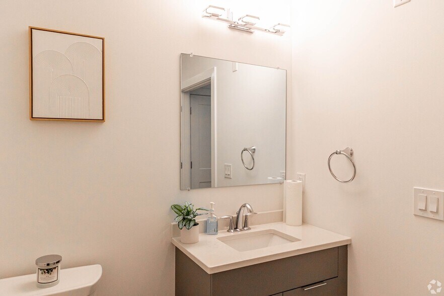 More Photos Of 10 W Westfield Ave W, Roselle Park Apartments For Lease