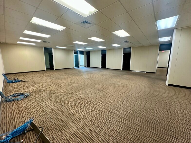 More Photos Of 10244 S US HWY 1, Port Saint Lucie Freestanding For Lease